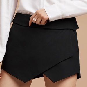 Aritzia Black Envelope Skort